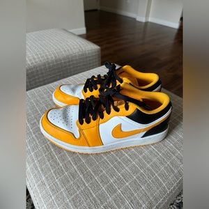 Nike Air Jordan 1 Low Taxi Steelers Yellow Black White